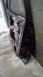 PORTA TRASEIRA ESQUERDA RENAULT MEGANE 2005