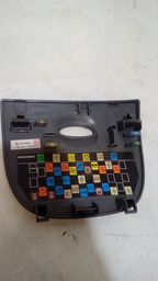TAMPA CAIXA FUSIVEL RENAULT MEGANE 2005