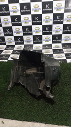 CAIXA DE FUSÍVEL MEGANE GRAND TOUR 2012 COM DETALHE