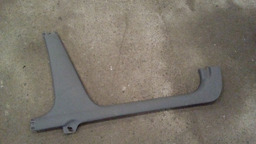 ACABAMENTO COLUNA LADO ESQUERDO MEGANE 2003/2005