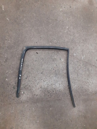 CANALETA PORTA TRASEIRA ESQUERDA CLIO 1.0 8V 2000