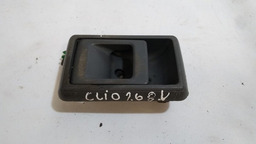 MAÇANETA DIANTEIRA DIREITA RENAULT CLIO 2001