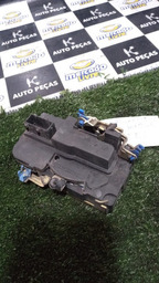 FECHADURA DA PORTA DIREITA PARTNER 2003