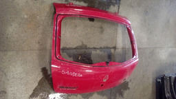 Tampa Porta Malas Traseira Renault Sandero 2010