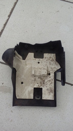 PROTEÇÃO ACABAMENTO CHAVE DE SETA PEUGEOT 307