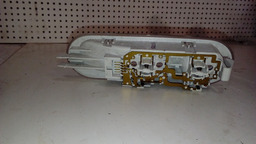 LUZ TETO RENAULT LOGAN 2012