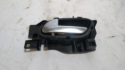 Maçaneta Interna Porta Traseira Esquerda Peugeot 208 2014