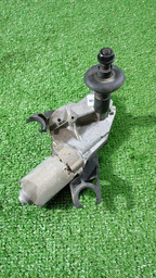 Motor Do Limpador Da Tampa Traseira Avariado Sandero 2014