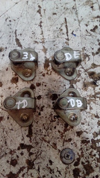 BATENTE TRINCO PORTA PEUGEOT 206 1.6 2004 *UNIDADE