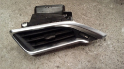 Difusor De Ar Dianteiro Esquerdo Peugeot 208