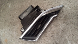 DIFUSOR DE AR DIANTEIRO ESQUERDO PEUGEOT 208