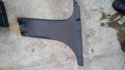 MOLDURA COLUNA ACABAMENTO DIANTEIRO ESQUERDO PEUGEOT 208