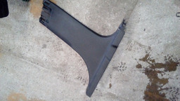 MOLDURA COLUNA ACABAMENTO DIANTEIRO ESQUERDO PEUGEOT 208