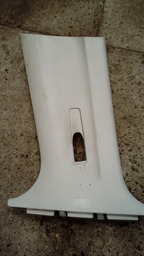 MOLDURA CENTRAL COLUNA LATERA DIANTEIRO ESQUERDO PEUGEOT 208