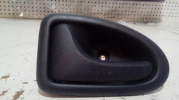 MAÇANETA INTERNA ESQUERDA RENAULT LOGAN