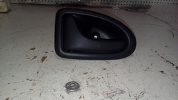 MAÇANETA INTERNA ESQUERDA RENAULT LOGAN