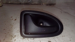 MAÇANETA INTERNA ESQUERDA RENAULT LOGAN