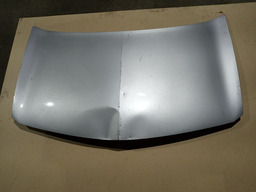 CAPÔ RENAULT MEGANE 2007 EM DIANTE COM PEQUENA AVARIA