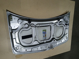 CAPÔ RENAULT MEGANE 2007 EM DIANTE COM PEQUENA AVARIA