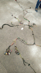 CHICOTE CARROCERIA PAINEL BSI 206 SW 1.6 16V 2005/6