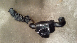 CAIXA RESSONADORA PEUGEOT 206 1.6 *MANGUEIRA DANIFICADA 2004