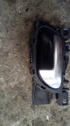 MAÇANETA INTERNA TRASEIRA DIREITA PEUGEOT 208