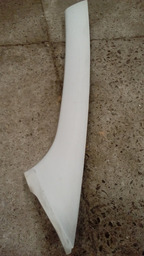 MOLDURA COLUNA VIDRO DIANTEIRO ESQUERDO PEUGEOT 208