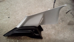 MOLDURA TRASEIRA DIREITA PEUGEOT 208