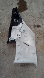 MOLDURA TRASEIRA ESQUERDA PEUGEOT 208