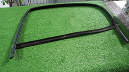 Borracha Do Vidro Traseiro Direito Clio