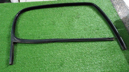 BORRACHA DO VIDRO TRASEIRO DIREITO CLIO