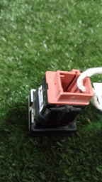 BOTÃO TRAVA TANQUE DE COMBUSTÍVEL C4 LOUNGE 2013