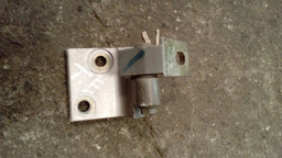 DOBRADIÇA PORTA TRASEIRA ESQUERDA PEUGEOT 306 SW 1999