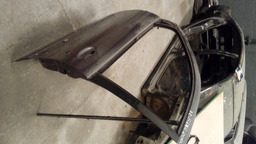 PORTA DIANTEIRA ESQUERDA SCENIC 1.6 2001