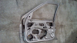 PORTA DIANTEIRA DIREITA PEUGEOT 306 SW 1.8 16V 1999