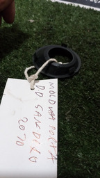 MOLDURA PORTA DIANTEIRA LADO DIREITO RENAULT SANDERO 2010