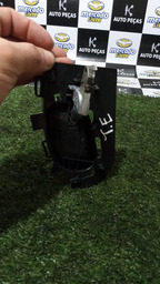 MAÇANETA 207 SW 2009 TRASEIRO ESQUERDO