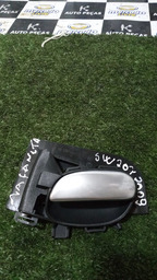 MAÇANETA 207 SW 2009 TRASEIRA DIREITO