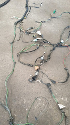 CHICOTE INTERNO DA BSI AL CAPÔ TRAS C4 LOUNGE 2013 2.0 16V