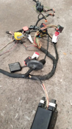 CHICOTE INTERNO DA BSI AL CAPÔ TRAS C4 LOUNGE 2013 2.0 16V