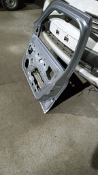 PORTA DIANTEIRA DIREITA RENAULT CLIO