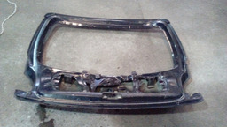 TAMPA TRASEIRA PEUGEOT 206 2008 *PEQUENA AVARIA