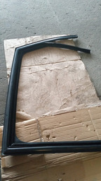 CANALETA PORTA TRASEIRA ESQUERDA C4 PICASSO 2012.