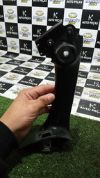 PUXADOR DE PORTA  DIANTEIRO DIREITO RENAULT SANDERO 2010