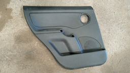 FORRO DE PORTA TRASEIRA ESQUERDA CITROEN C3 2012