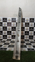 FRISO DE PORTA DIANTEIRA DIREITA C4 PICASSO 2012