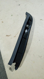 ACABAMENTO TAMPA TRASEIRA LADO DIREITO CITROEN C3 2012