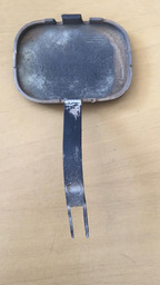 TAMPA REBOQUE PARA CHOQUE DIANTEIRO PEUGEOT 307 ATE 2006