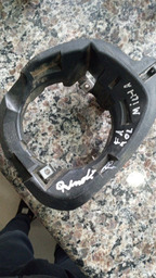 SUPORTE DO FAROL DE NEBLINA ESQ. LOGAN/SANDERO 8200597649