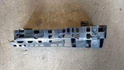 SUPORTE PARA CHOQUE DIREITO RENAULT CLIO 2007 - COM AVARIA